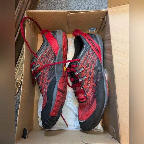 Merrell Crimson Performance Show. Size 10 - Picture 3 of 6